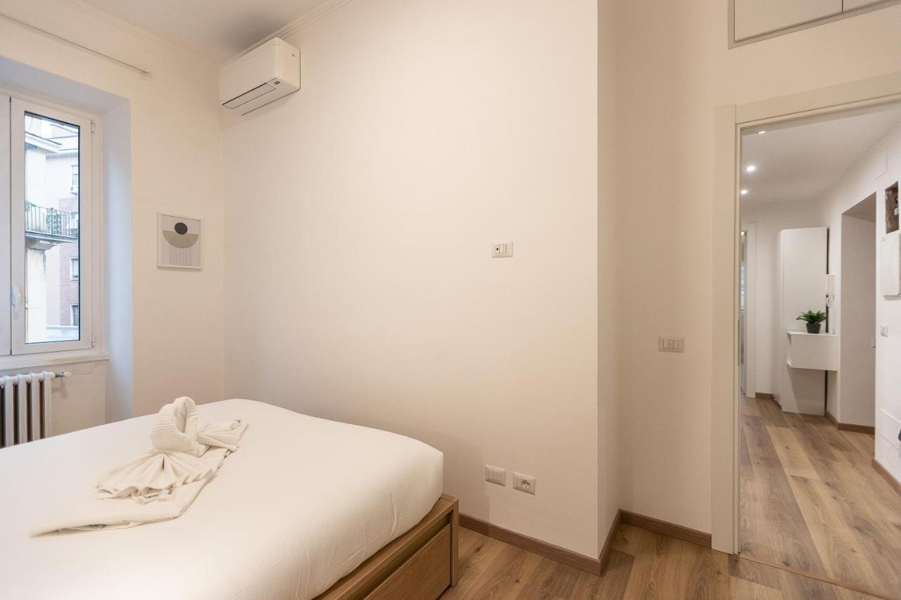 Matilde Modern Apartment-Rental In Рим Екстериор снимка